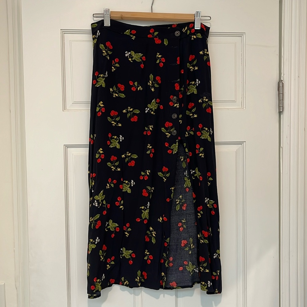 Astr Label high slit midi skirt